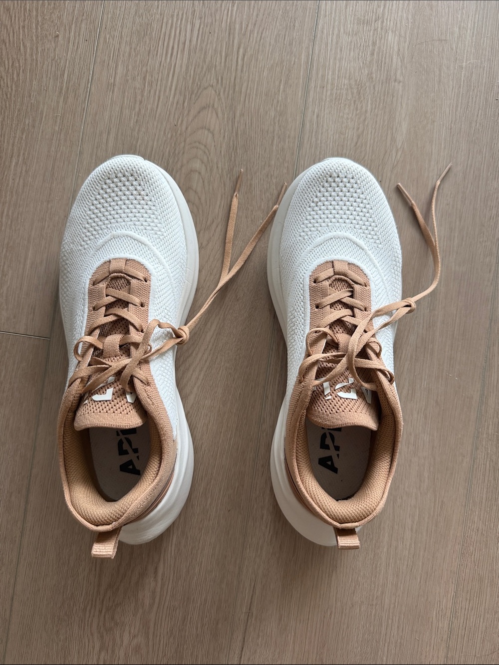 APL Women's TechLoom Dream Ivory / Tan